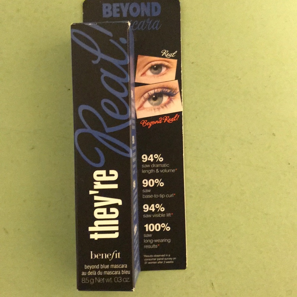 Benefit Mascara!